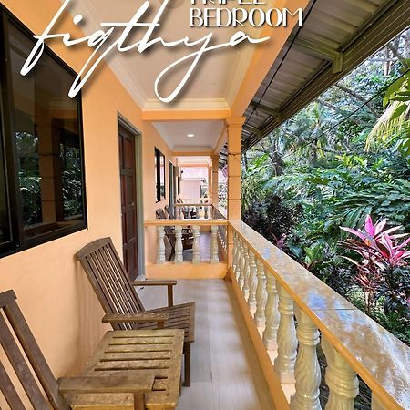 Fiqthya Chalet & Cafe Kampong Ayer Batang Exterior photo