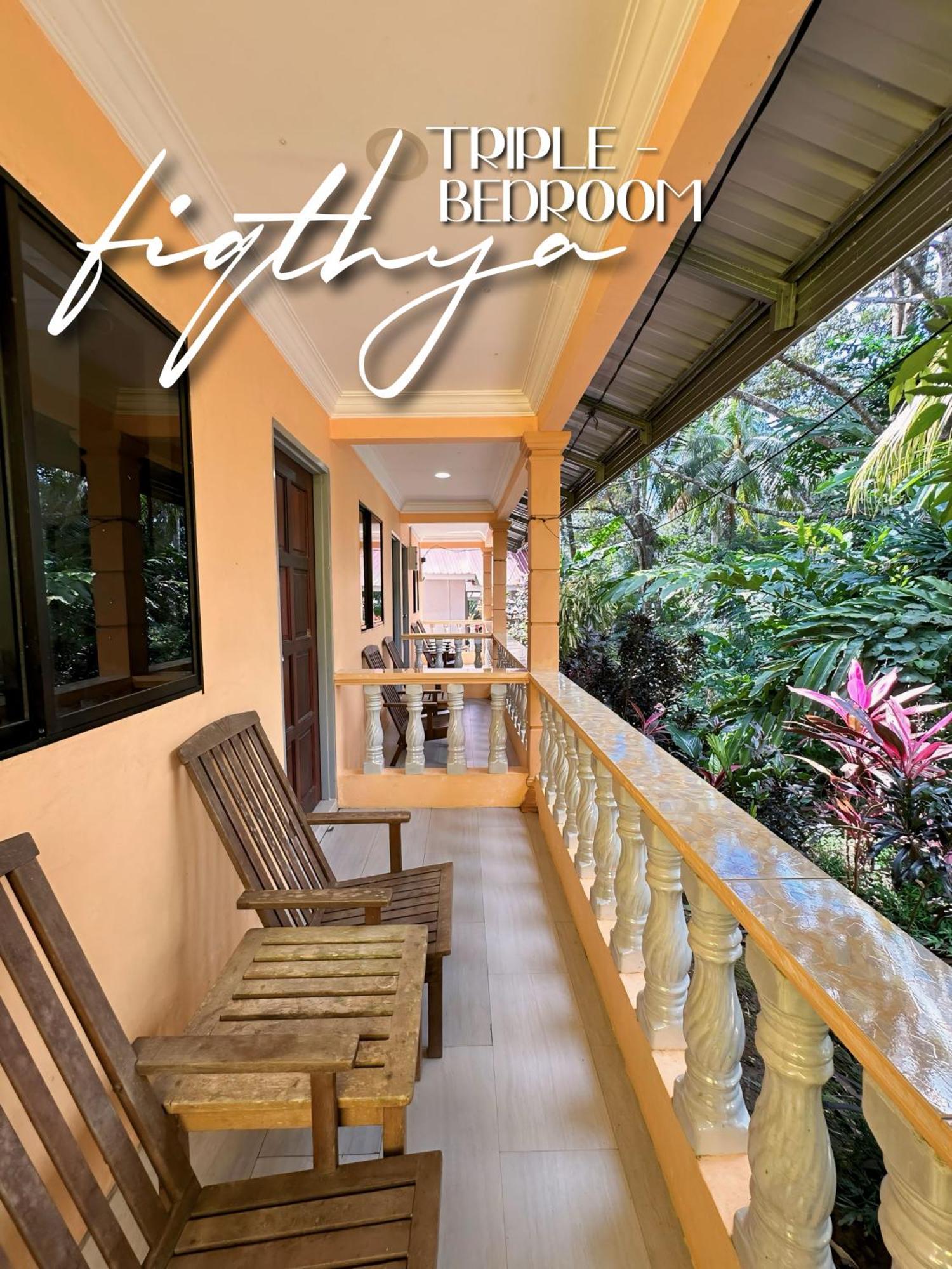 Fiqthya Chalet & Cafe Kampong Ayer Batang Exterior photo